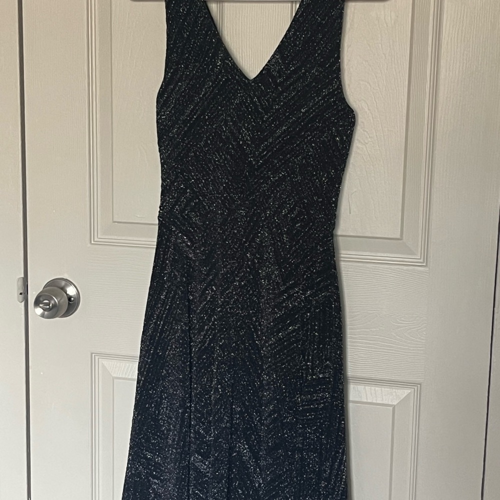 Elegant Black Sleeveless Dress